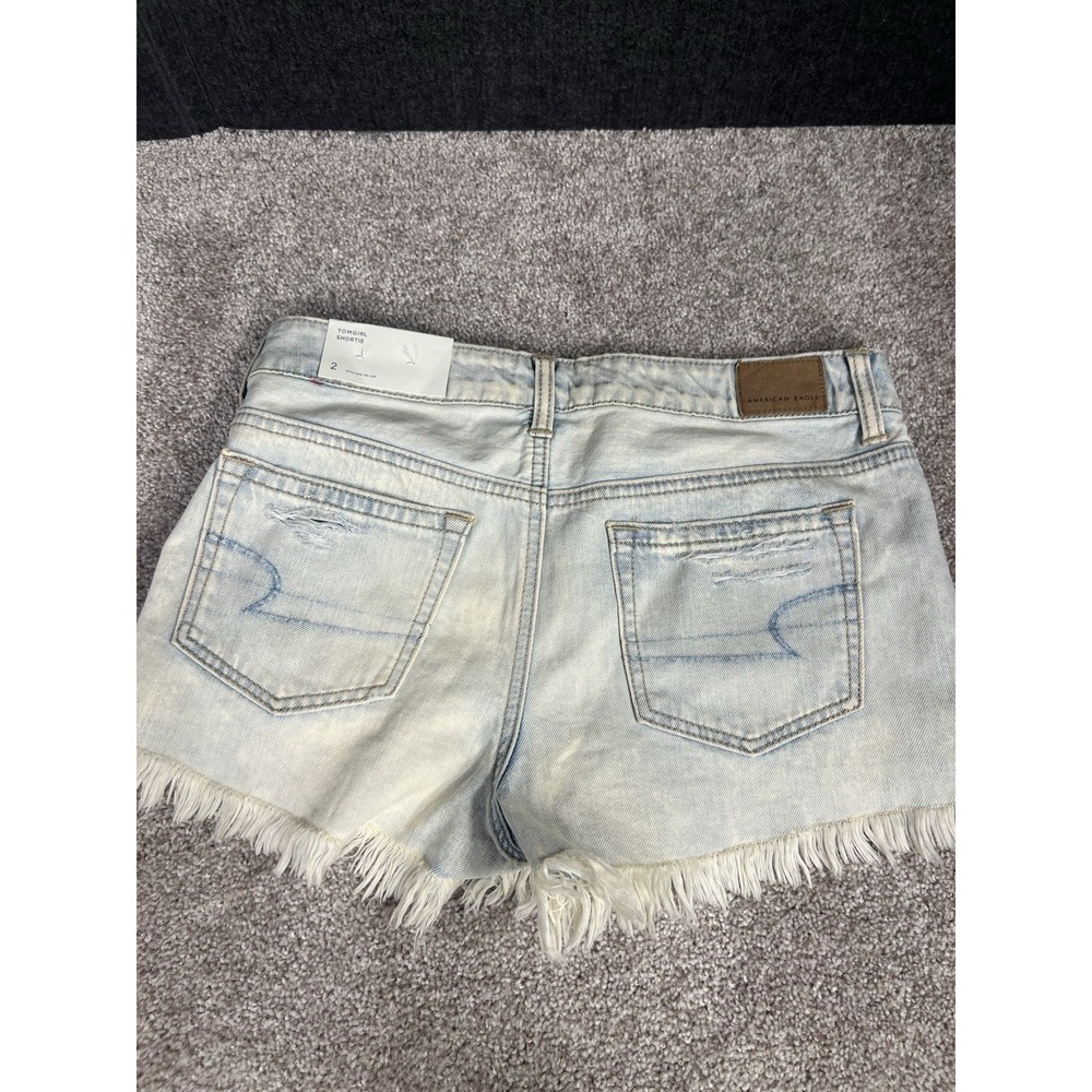 American Eagle Tomgirl Shortie Shorts Denim Blue Ripped Womens Sz 2 NWT - Picture 3 of 3